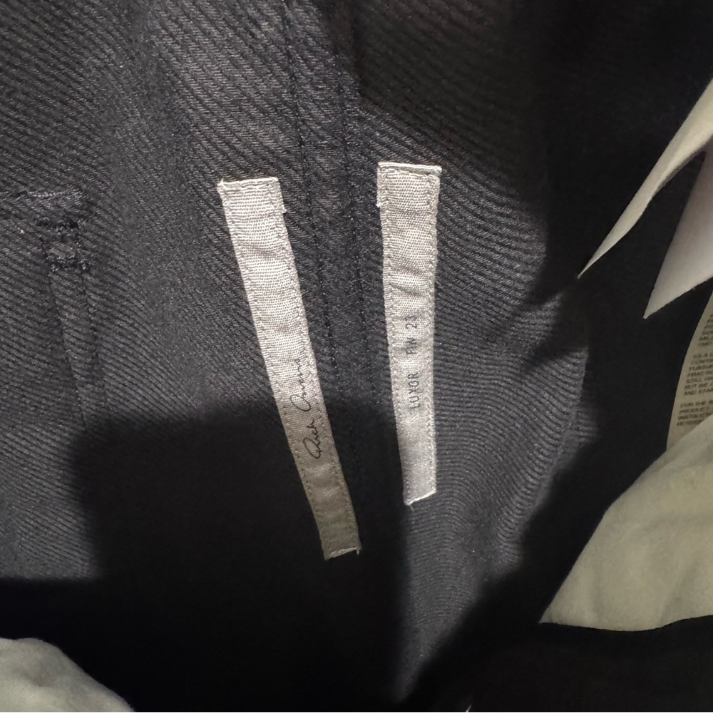 Rick Owens Mastodon Cargo Pants in Black - Picture 7 of 12